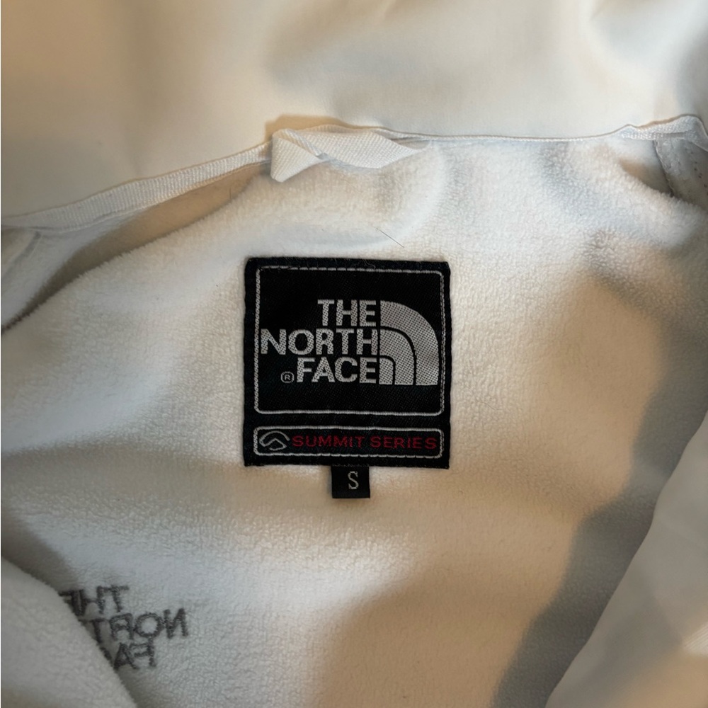 North Face Summit Series Jacket - Picture 4 of 4